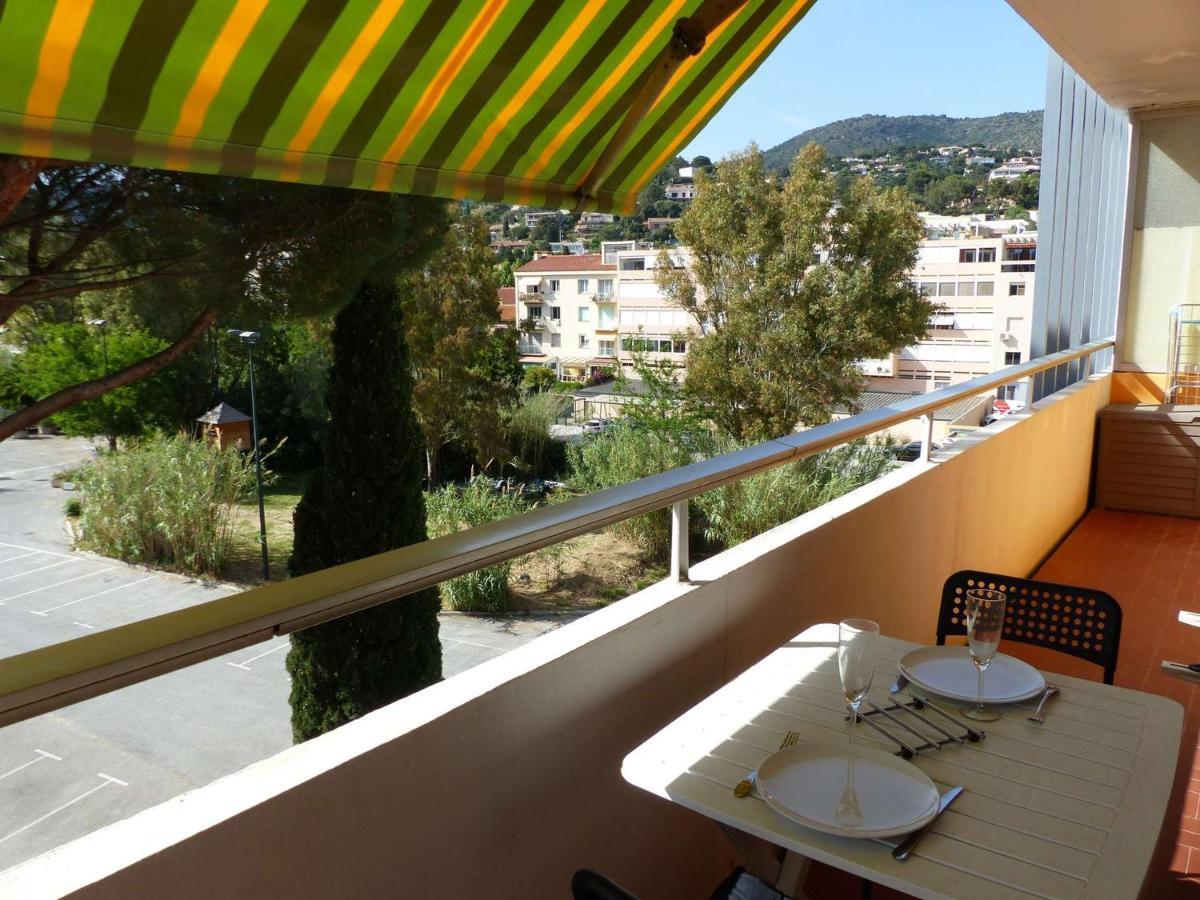 Charmant Studio Climatise Avec Balcon A 50M De La Plage - Le Lavandou Centre-Ville - Fr-1-308-110 Eksteriør billede